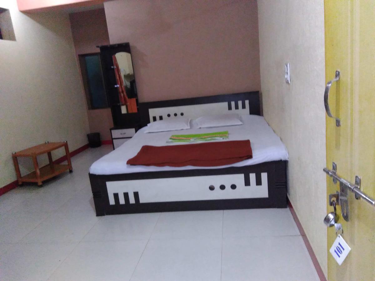 Sai Prasad Guest House Murud  Bilik gambar